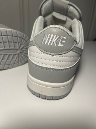 Nike Dunk Low Gris Blanco Talla 42