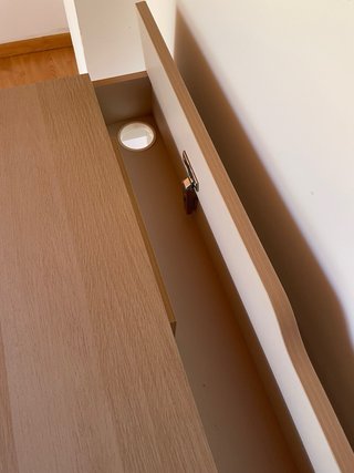Escritorio IKEA efecto madera