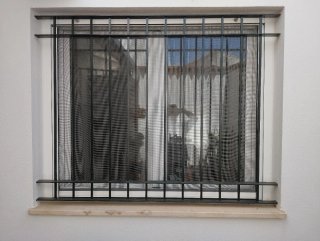 Reja de hierro para ventana