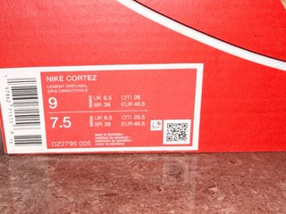 Nike Cortez Talla 40.5 Gris Blanco