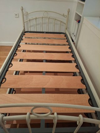 Cama de forja doble 90 cm.