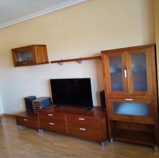 Mueble salón y mesa comedor madera