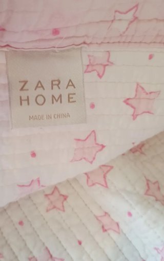 Colcha Zara Home Kids estrellas rosa