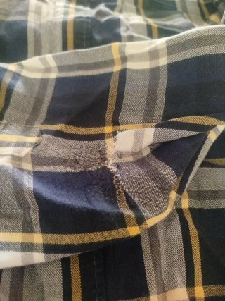 Camisa Emilio Tucci cuadros manga larga. Talla 5.