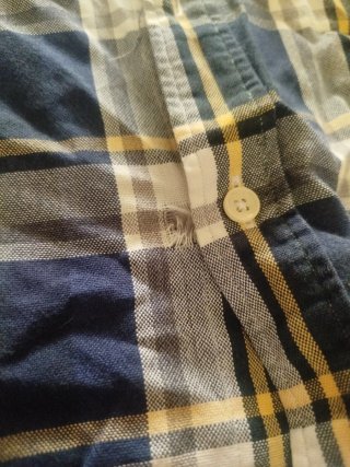 Camisa Emilio Tucci cuadros manga larga. Talla 5.