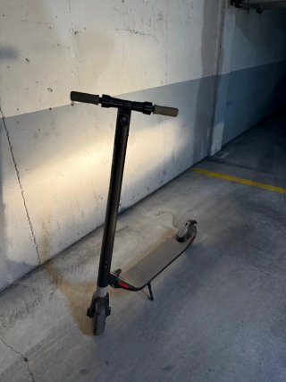 Patinete Eléctrico Negro