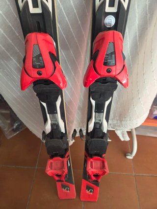 Esquís Atomic Redster S7 Rojo/Negro