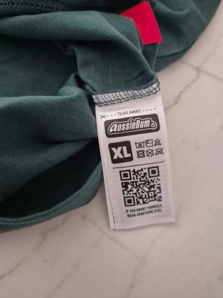 Camiseta Aussie Bum verde con estampado