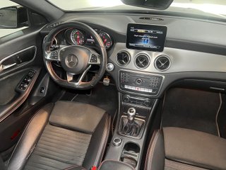 Mercedes-Benz Clase CLA 200