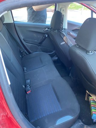 Peugeot 208 2013