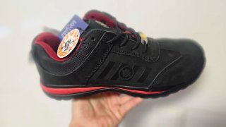 ZAPATO DE SEGURIDAD NEGRO SPORT PLUS MOD.BORA S3