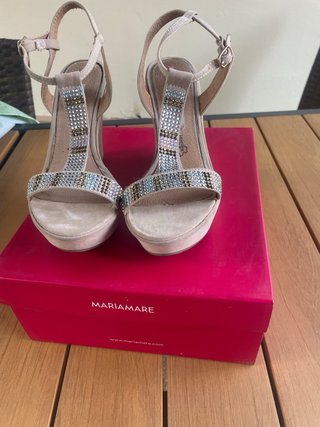 Zapatos cuña Mariamare talla 37