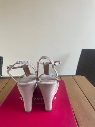 Zapatos cuña Mariamare talla 37