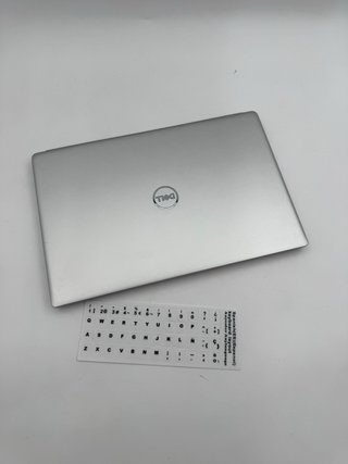 Dell i7 8GB RAM Nvidia 2GB SSD 512GB Plata