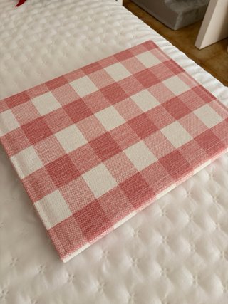 Archivador hecho a mano vichy rosa