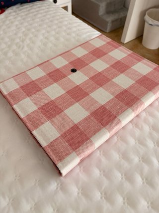 Archivador hecho a mano vichy rosa