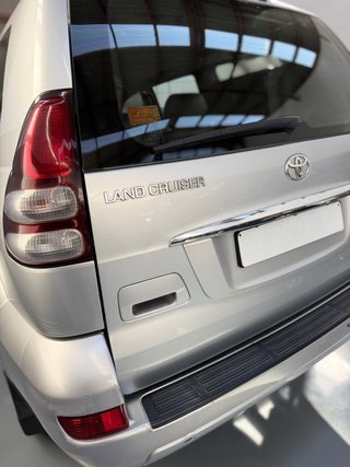 Toyota Land Cruiser 2003