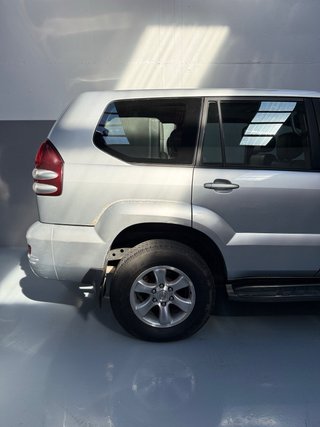 Toyota Land Cruiser 2003