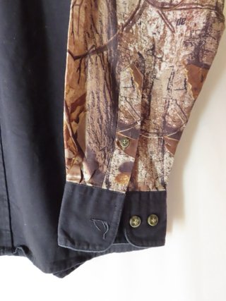 Camisa militar Realtree negra y camuflaje