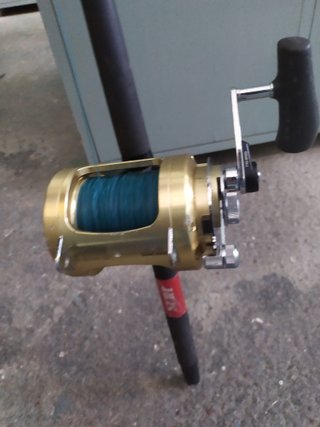 Carrete de currican Tiagra shimano 50 w  y caña