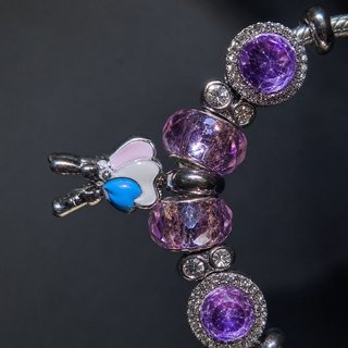 Pulsera Charm Cristal Morado Pájaro