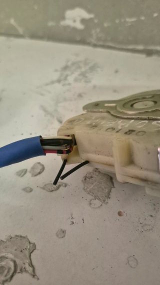 Cerradura Puerta Trasera Derecha Kia Sorento 2.5