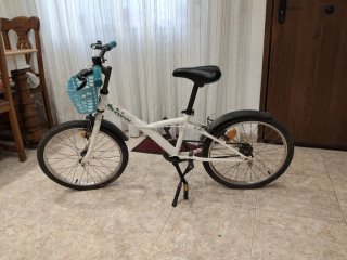 Bicicleta B-Twin Blanca