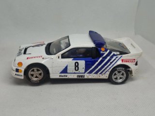 Coche Scalextric Ford RS200
