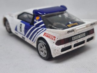 Coche Scalextric Ford RS200