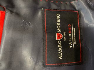 Traje alvaro moreno