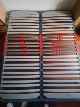 Somier de madera y metal