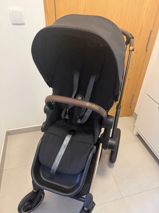 Passeggino Cybex Priam nero con ovetto beige