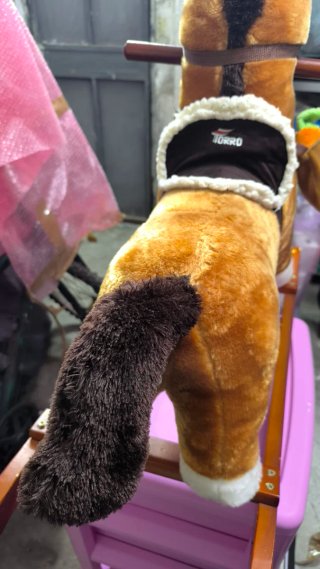 Cavalluccio a dondolo marrone