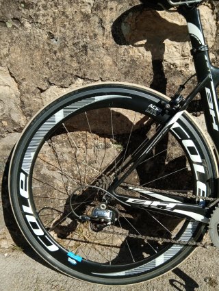 ÚNICA!!!Bicicleta Carretera carbono BH Talla 53