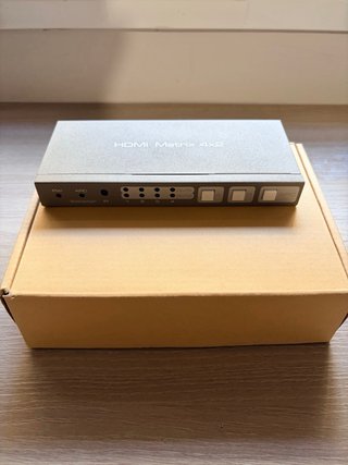 Switch HDMI 4x2 4K 60Hz HDR ARC + Óptico + Jack 3