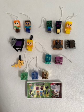 Figuras Minecraft Kinder Sorpresa