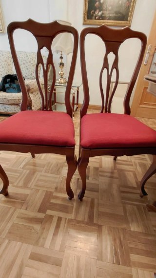 Mesa de comedor con regalo  6 sillas