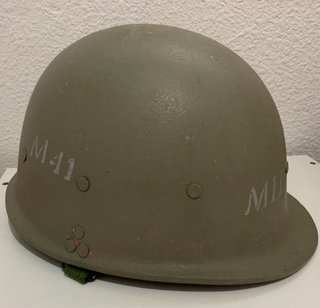 Casco M-41 U.S. de acero vintage