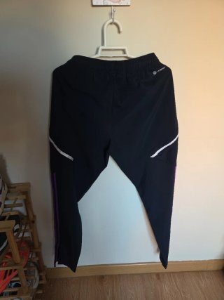 Pantalón Adidas Real Madrid Negro Morado