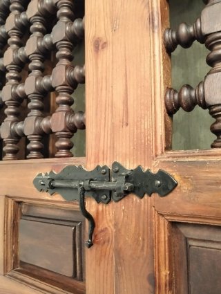 Armario Ropero Antiguo Estilo Castellano