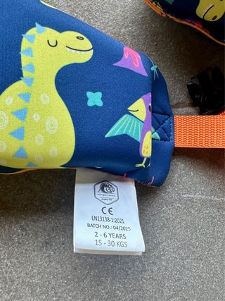 Cinturón de flotación con manguitos para niños