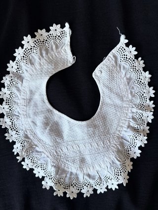 Babero/Cuello Antiguo Encaje Blanco