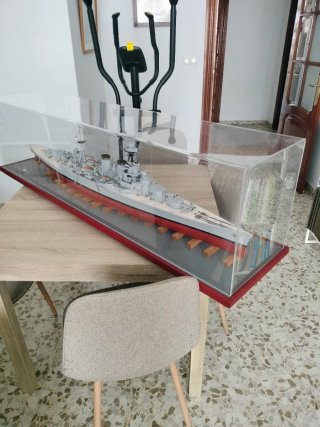 Maqueta HMS Hood 1:200