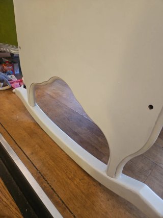 Cuna mecedora de madera para bebé