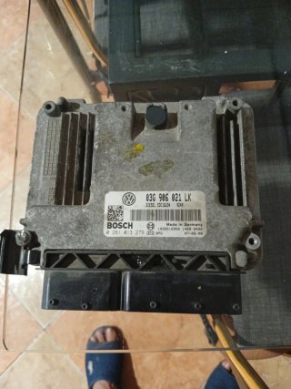 Centralita ECU 03G 906 021 LK VW Seat TDI