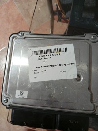 Centralita ECU 03G 906 021 LK VW Seat TDI
