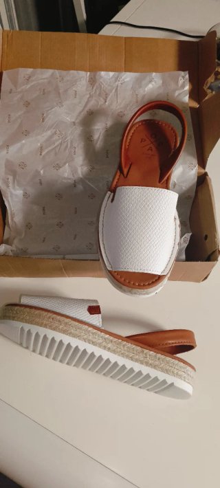 Sandalias Menorquinas POPA Blancas Talla 39