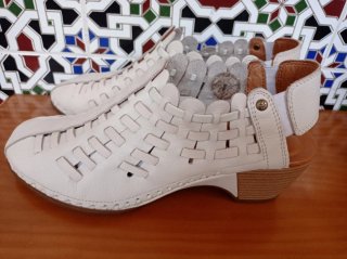 Sandalias Pikolinos