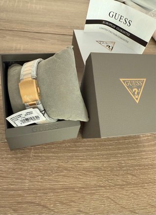 Reloj GUESS Bicolor (Oro/Plata) con Esfera Azul