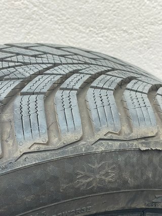 4 Neumáticos 2025 Invierno Continental 225/45R17